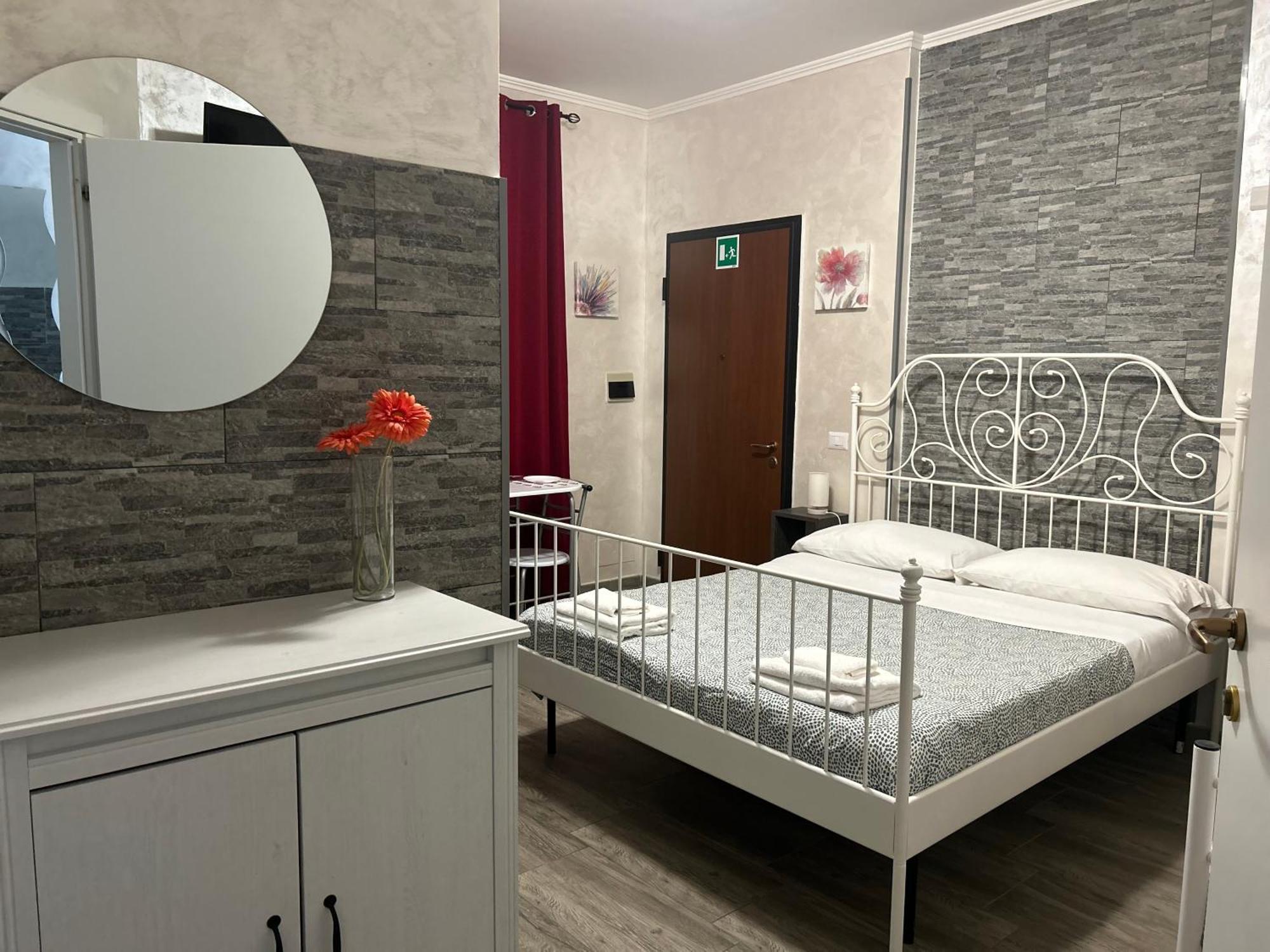 Guest House Il Faraone Fiumicino Exterior photo